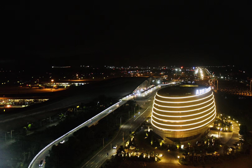 南寧嘉晹碧天酒店景觀亮化照明工程&mdash;&mdash;2020神燈獎申報工.